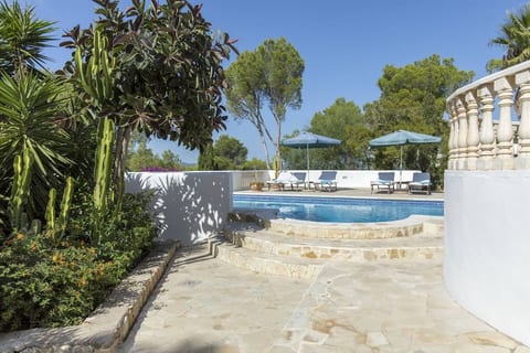 Can Kuu – Family & friends villa 8 sleeps