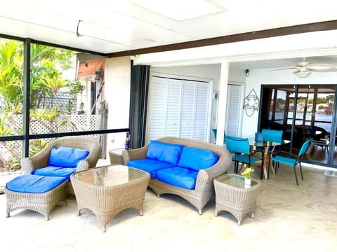 Screened in Patio