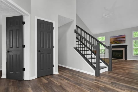 Spacious & Modern Home with everything you need!