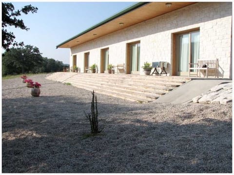 This is the back of the guest lodge that faces the river