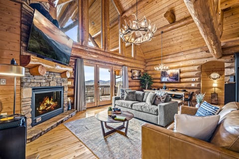 Lodge Mahal - Luxe True Log Cabin - Amazing Views