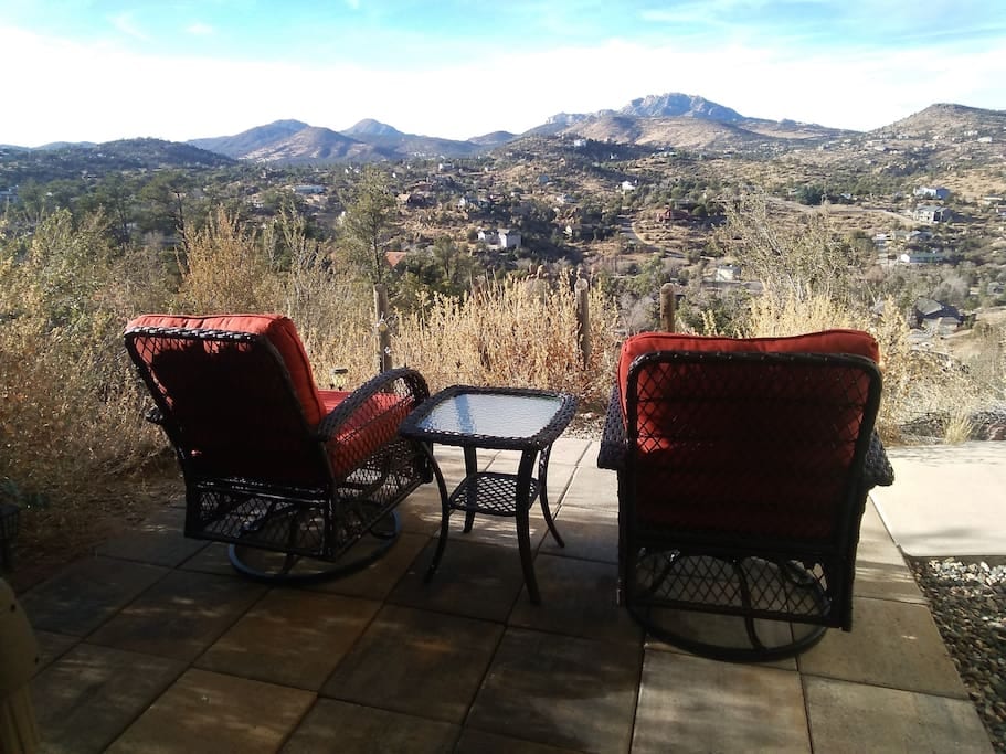 180 degree western views with amazing sunsets!