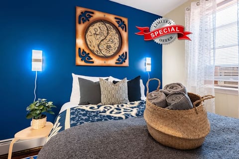"Kök-bölme" room: Queen bed