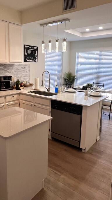 4Beds@3br\3ba\Family\Quiet\Pet\LTS discount