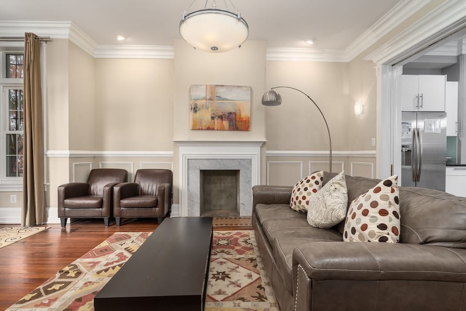 Beautiful & Remodeled Home - Washington