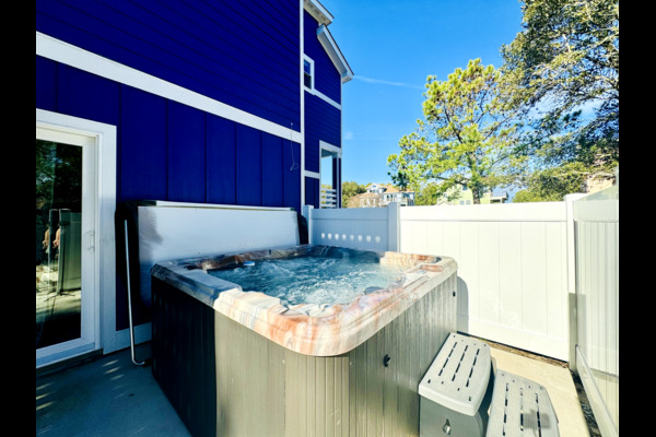Hot tub