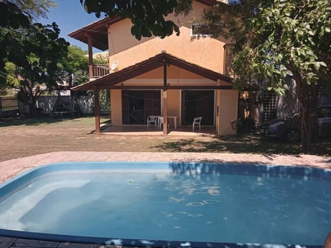 Large 4 bedroom house with pool in Florianópolis