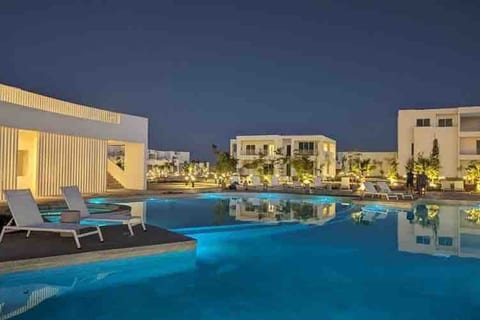 Costa Divina Golf/Beachfront 1 KingBed-oceanview