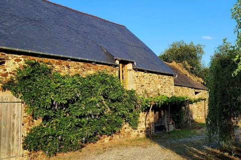 Luxury Farmhouse Brittany