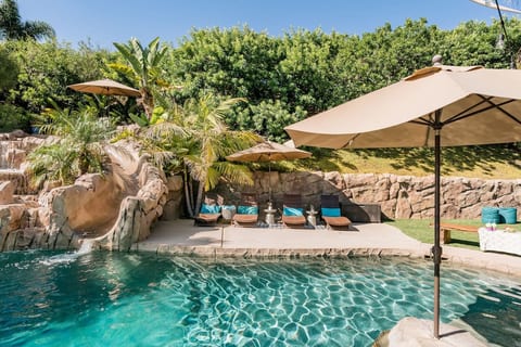 Gorgeous Architectural Villa w/ Pool