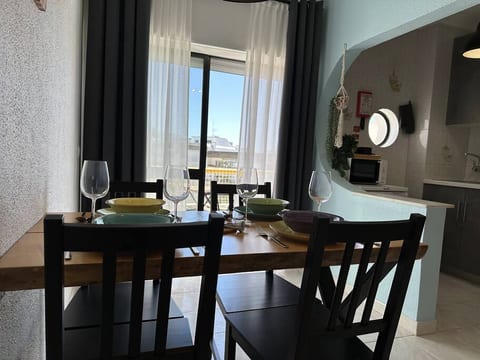 Condo with Pool, A/C & Sea view with Balcony