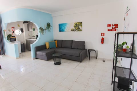 Condo with Pool, A/C & Sea view with Balcony