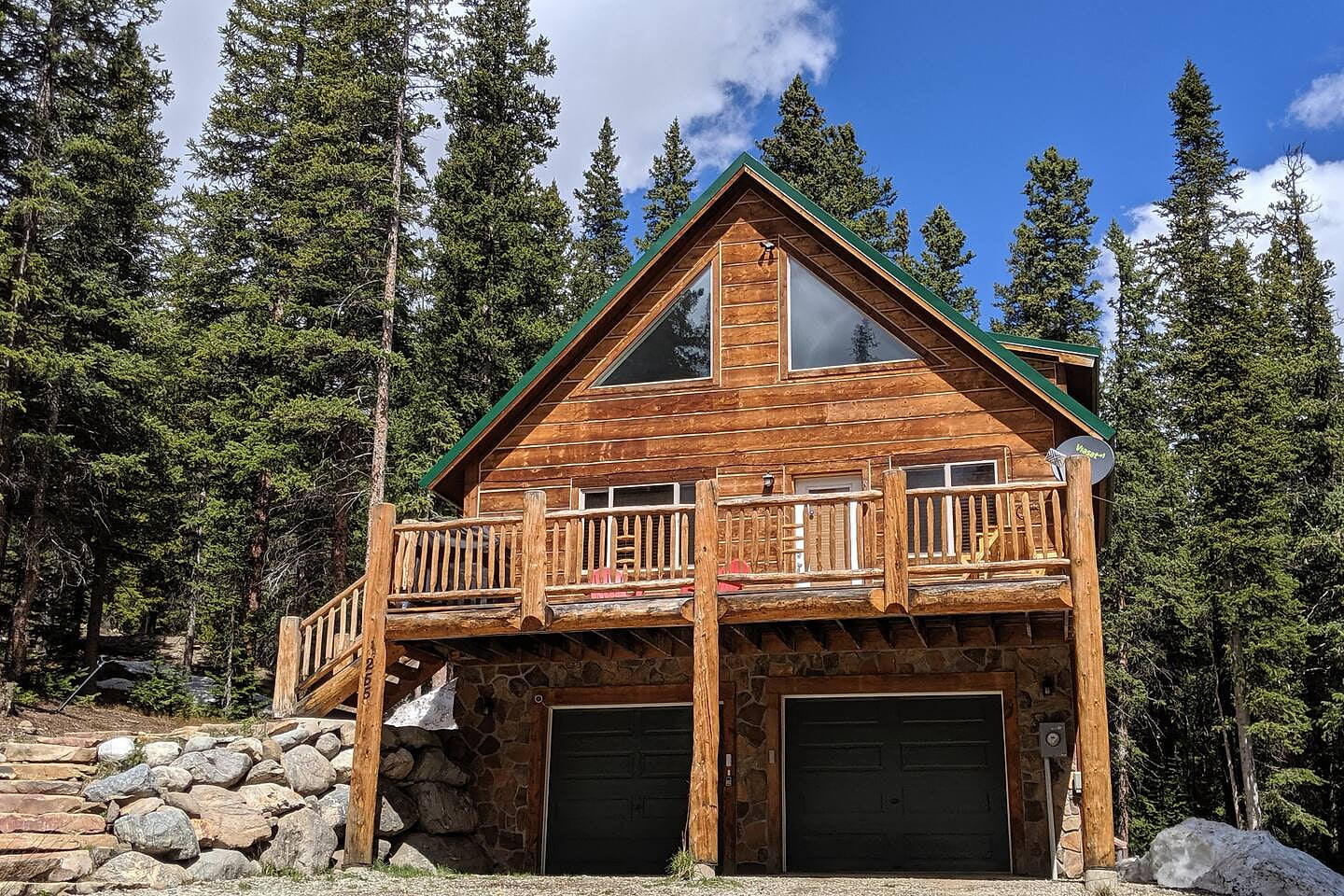 Red Dog Cabin 11k is your home away from home, to gather with friends and family, away from the city. Relax in the secluded cabin in the woods near the top of Pennsylvania mountain at 11k feet.  Relax in a Secluded Cabin in the Woods