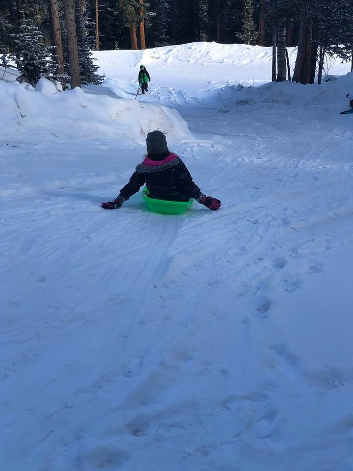 The driveway makes the best sledding hill with the provided sleds in the garage. You do need 4 wheel drive or chains to make it up the hill. If it's slushy, it can't be plowed and you will have to walk up the hill in spring/fall discounted time.
