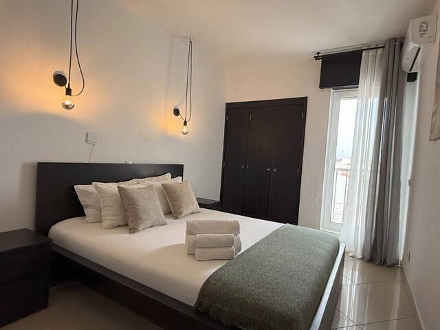 Apartamento a 3 min. de la playa con A/C y balcón - Quarteira