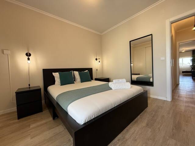 Luxe Condo with Pool, A/C & Seaview Balcony - Albufeira