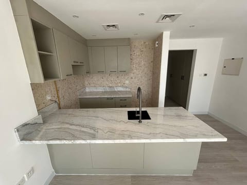 Brand *NEW* Premium High Floor Studio near Burj