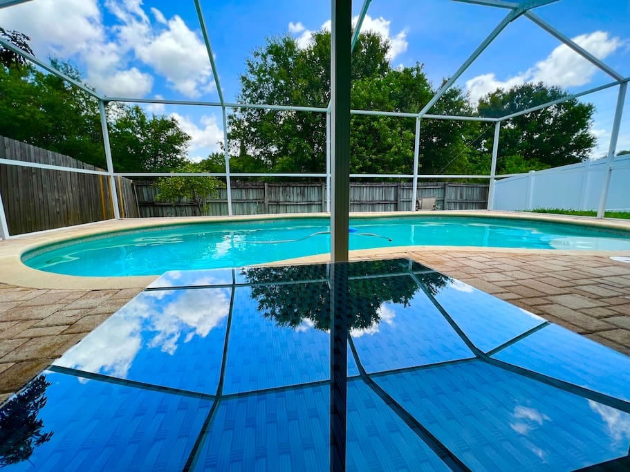 Tampa Getaway Heated Pool House | Beaches/Airport - Tampa