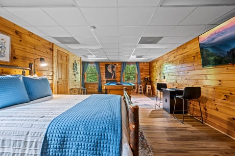 Chestnut Cabin