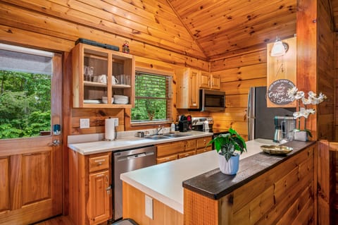 Chestnut Cabin