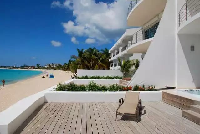 Aqualina 102 - Dutch St. Maarten