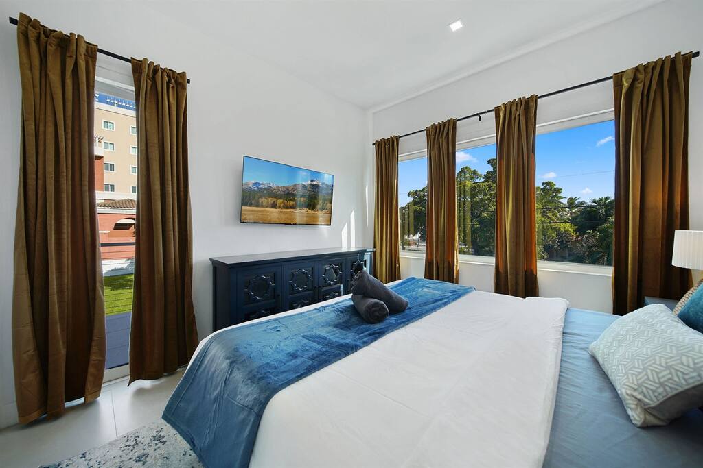 relax-in-style-mag-mile-pool-billiards-and-more/