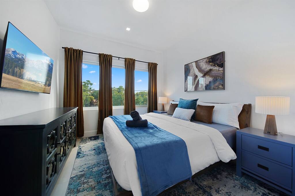 relax-in-style-mag-mile-pool-billiards-and-more/