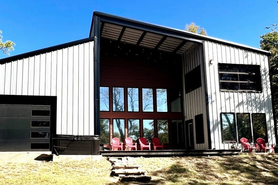 Lakefront Property- Private Boat Dock-sleeps 20 - Porum
