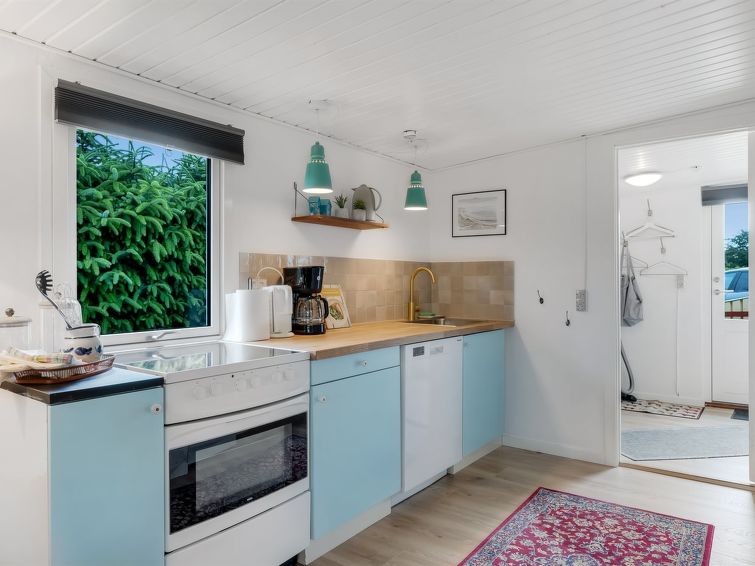 stefanka-225m-from-the-sea/