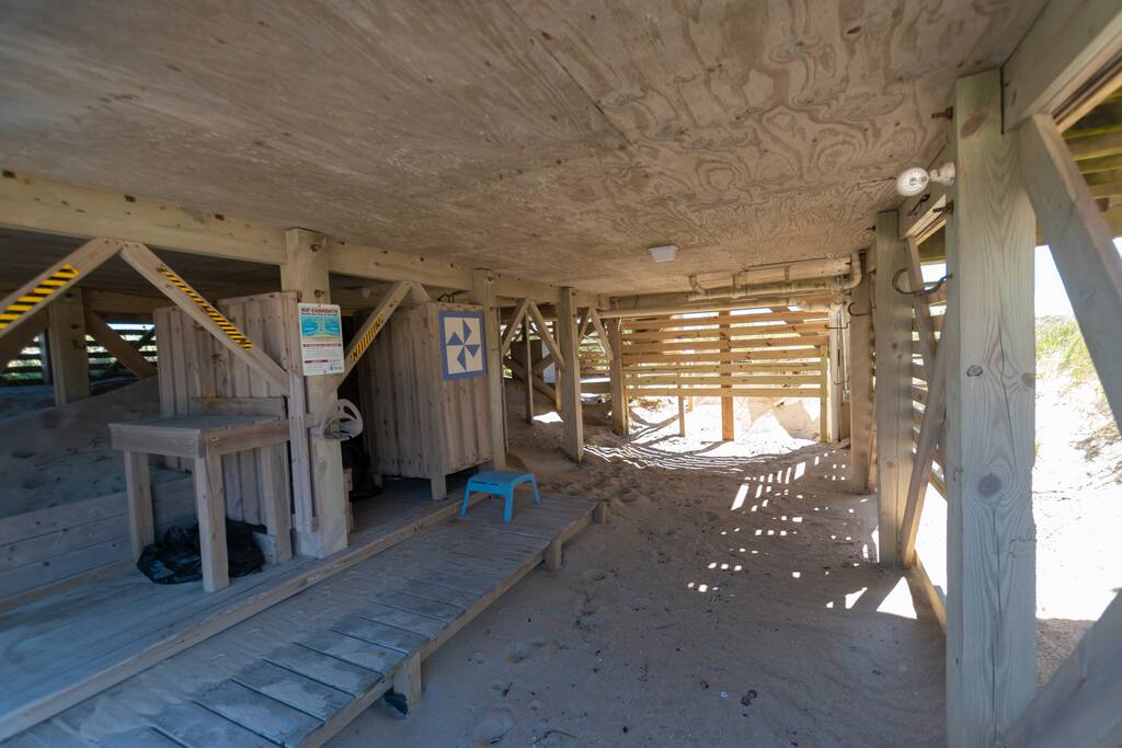 oceanfront-outer-banks-no-cleaning-fee-pets-allowe/