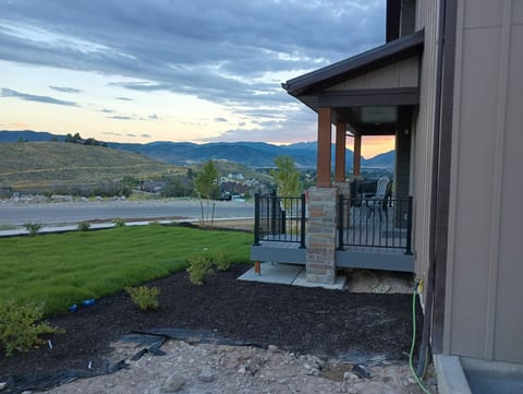 Backyard Patio Valley (Peak-a-boo Lake View)