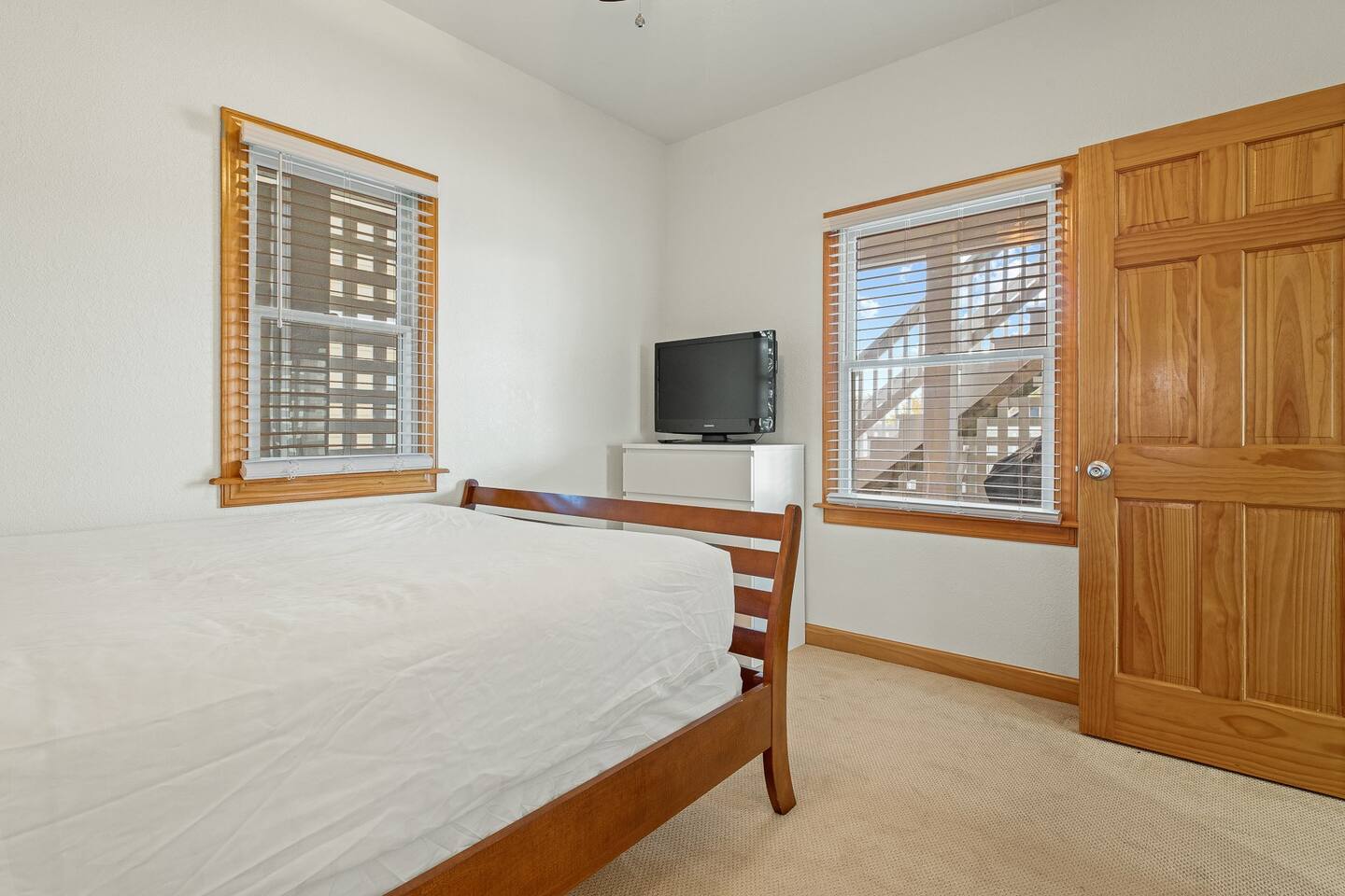 First Level Queen En Suite