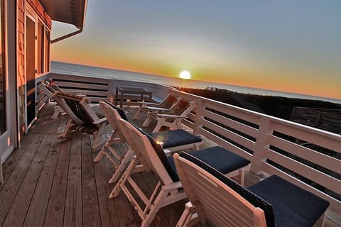 Tan all day on this South facing Deck