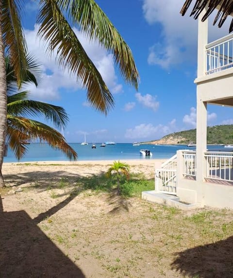 2 Beds Studio on the Beach