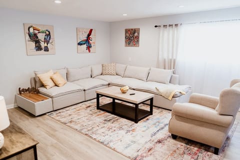 LIVING ROOM -- View 3D Virtual Tour of the Property Here: https://tinyurl.com/yc8x2u3r