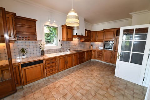 Luxury Villa. Panoranic Views.