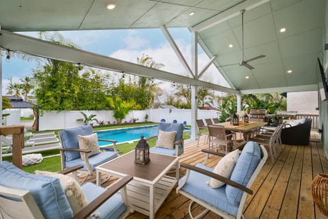 Beach Bungalow: Private Pool + Game Room | 1 Mile to Beach