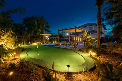 New putting green