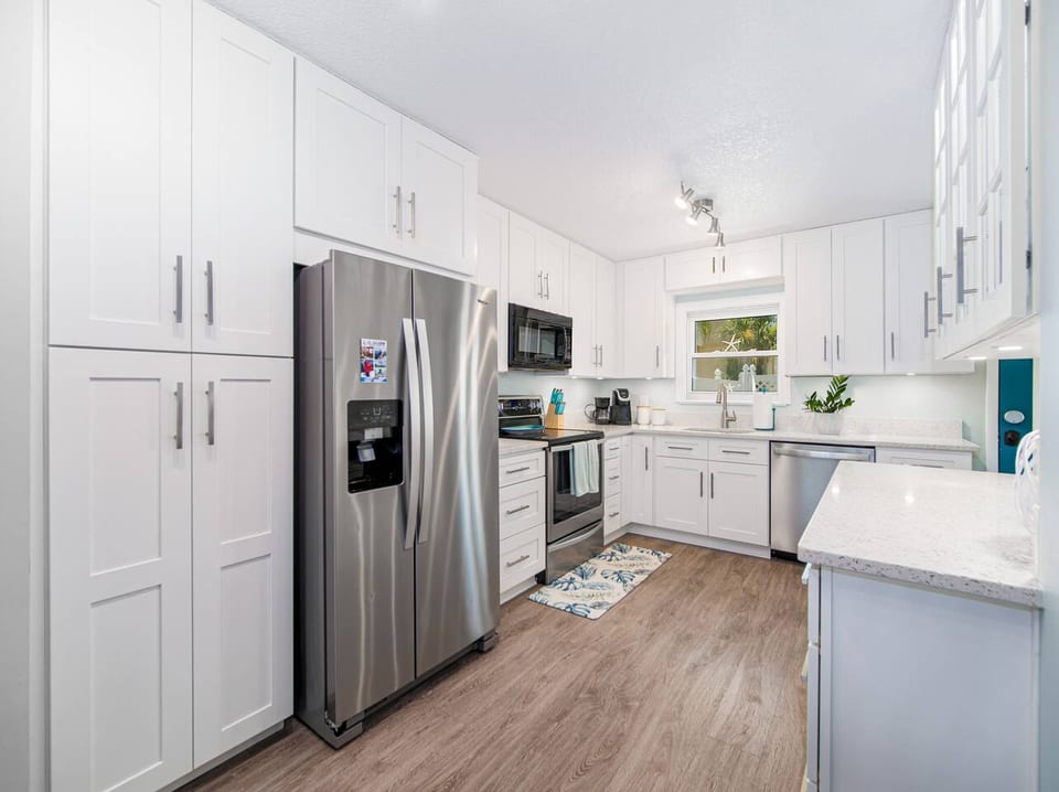Fully equipped kitchen