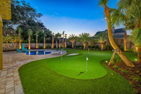 Surf Luxe: Sleek Coastal Escape; Heated Pool & Putting