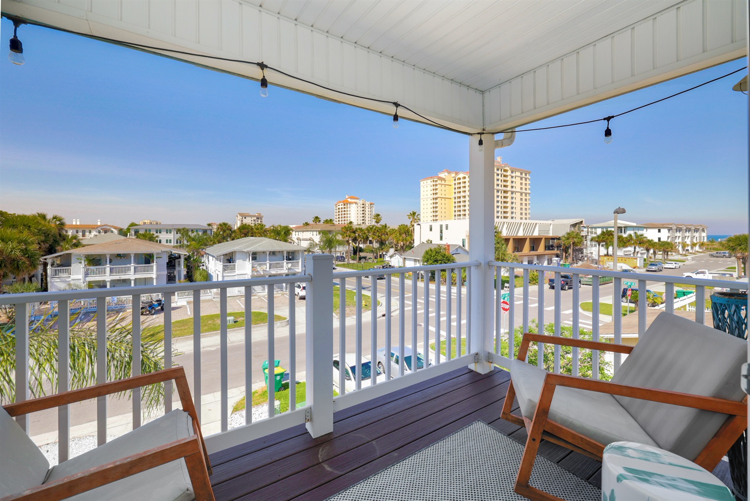 Oceanwalk 1: Luxury townhouse with Ocean views! - Jacksonville Beach