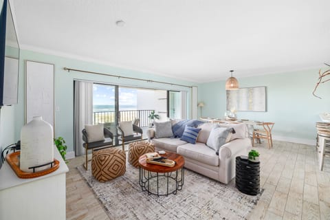 Ocean Villa 2: Oceanfront Villa with Endless Atlantic Views