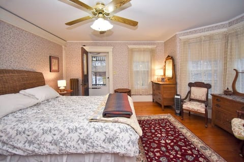 Balcony bedroom