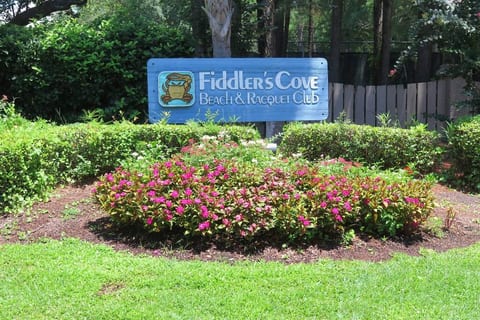 Wow Factor! Folly Field Beach Renovated Cute Clean