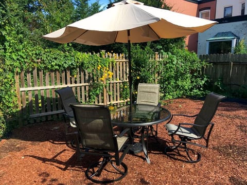 Prospect Park Brownstone full floor w/garden