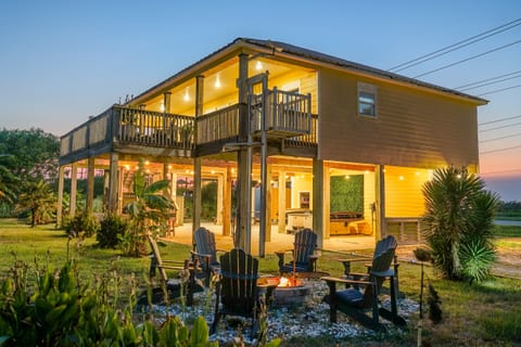 Mellow Luxury Private Beach Access & Starlink Wifi