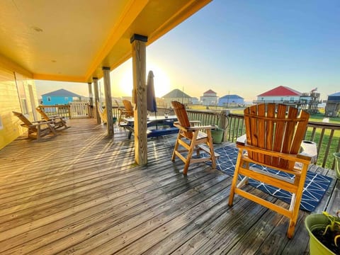 Mellow Luxury Private Beach Access & Starlink Wifi