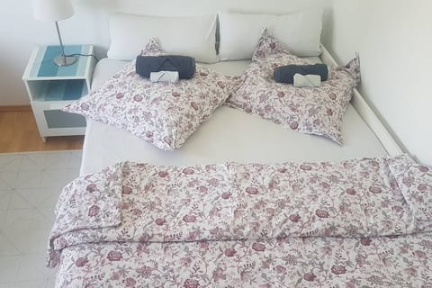 Doppelbett für 2 gebuchte Personen