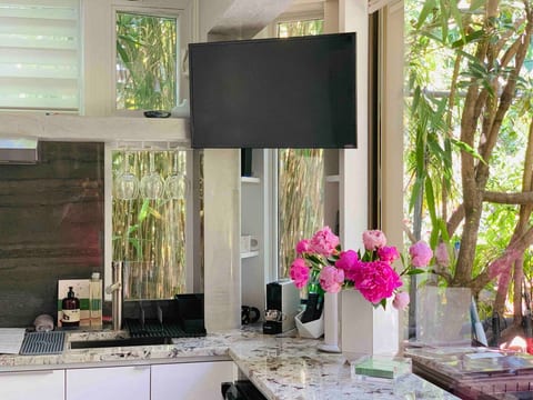 The L I L Y P A D | Tiny Living | Urban Oasis