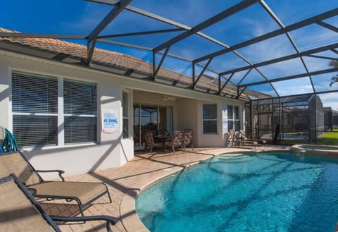 Beautiful Sunset Villa by Disney w/many amenities!
